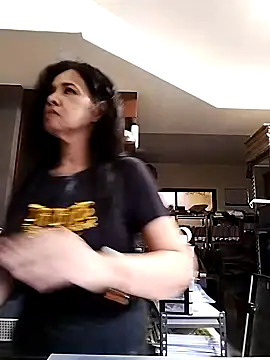 Snapshot of Prettysweetmum chatting on September 10, 2025, 12:42 am Prettysweetmum online show from September 10, 2025, 12:42 am