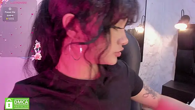 Darky Doll online show from April 13, 2026, 1:09 am