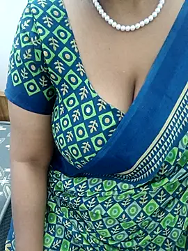 Snapshot of tami_lavanya chatting on January 8, 2026, 3:34 am tami lavanya online show from January 8, 2026, 3:34 am