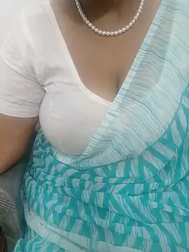 Snapshot of tami_lavanya chatting on February 12, 2026, 1:44 pm tami lavanya online show from February 12, 2026, 1:44 pm