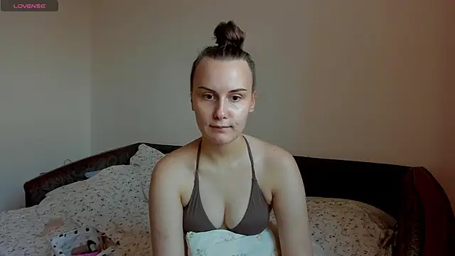 Snapshot of Kelly_Cartier chatting on July 24, 2026, 3:19 pm Kelly Cartier online show from July 24, 2026, 3:19 pm