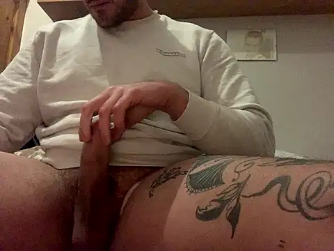 Snapshot of Willpower95 chatting on January 14, 2026, 3:26 pm Willpower95 online show from January 14, 2026, 3:26 pm