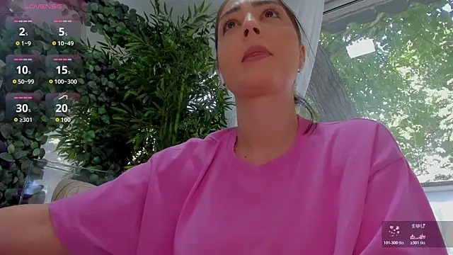 Snapshot of Lexi_Storm chatting on July 9, 2026, 8:04 am Lexi Storm online show from July 9, 2026, 8:04 am