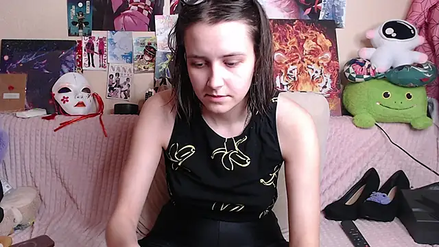 AliceChio online show from December 4, 2025, 5:28 am