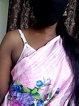 Snapshot of kavya-telugu84 chatting on November 25, 2025, 8:14 am kavya-telugu84 online show from November 25, 2025, 8:14 am