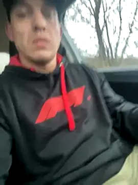 MagyarHunor online show from December 5, 2025, 2:04 pm