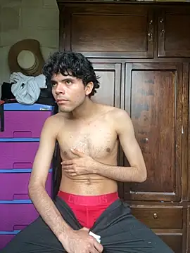 Snapshot of Axel-Mejia chatting on October 30, 2025, 2:47 pm Axel-Mejia online show from October 30, 2025, 2:47 pm