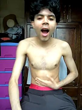 Snapshot of Axel-Mejia chatting on November 29, 2025, 3:12 pm Axel-Mejia online show from November 29, 2025, 3:12 pm