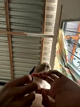 Snapshot of Axel-Mejia chatting on November 21, 2025, 7:13 pm Axel-Mejia online show from November 21, 2025, 7:13 pm