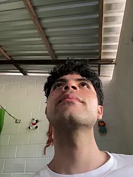 Axel-Mejia online show from March 27, 2026, 7:59 pm