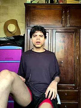 Snapshot of Axel-Mejia chatting on October 21, 2025, 1:10 pm Axel-Mejia online show from October 21, 2025, 1:10 pm