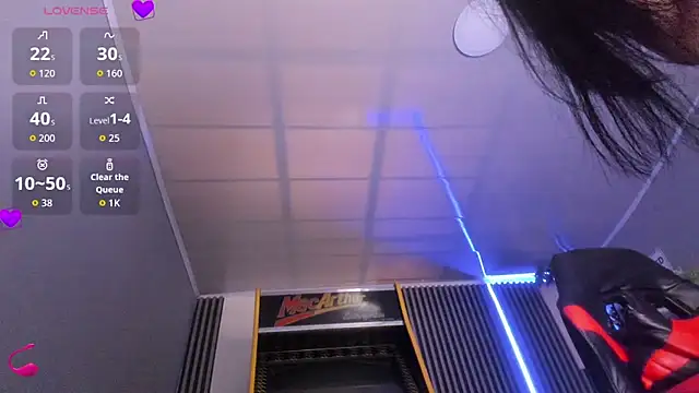 Jenie fire  online show from December 5, 2025, 8:28 pm