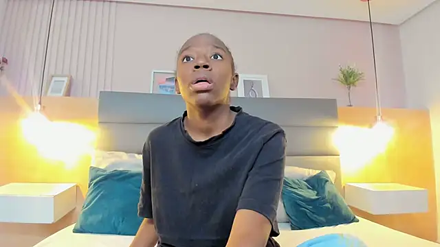 Snapshot of _emma_willliams_ chatting on November 6, 2025, 1:48 pm emma willliams online show from November 6, 2025, 1:48 pm