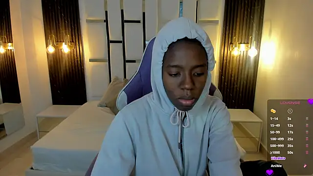 Snapshot of _emma_willliams_ chatting on November 11, 2025, 1:28 pm emma willliams online show from November 11, 2025, 1:28 pm