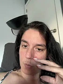 hottyFcup online show from May 18, 2026, 6:34 pm