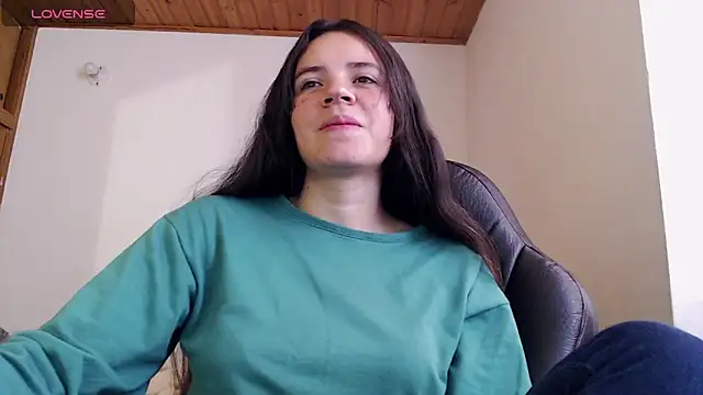 Skylar Serenity online show from November 20, 2025, 5:46 pm