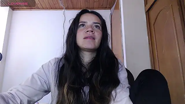 Skylar Serenity online show from November 10, 2025, 3:17 pm