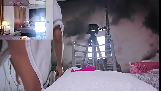 keeyla stone online show from February 25, 2026, 11:48 pm