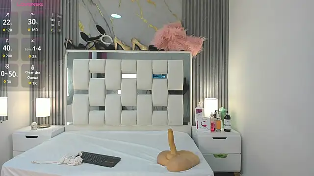 Snapshot of VanessaHard_as chatting on November 16, 2025, 8:24 pm VanessaHard as online show from November 16, 2025, 8:24 pm