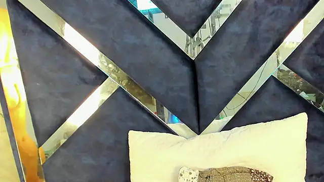 Snapshot of VanessaHard_as chatting on January 9, 2026, 8:05 pm VanessaHard as online show from January 9, 2026, 8:05 pm