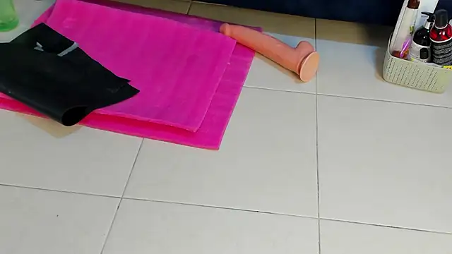 Snapshot of VanessaHard_as chatting on January 15, 2026, 7:39 pm VanessaHard as online show from January 15, 2026, 7:39 pm