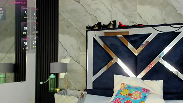 Snapshot of VanessaHard_as chatting on February 3, 2026, 7:41 pm VanessaHard as online show from February 3, 2026, 7:41 pm