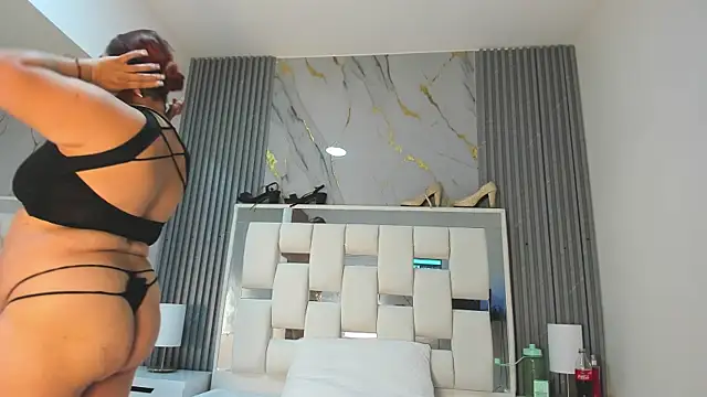 Snapshot of VanessaHard_as chatting on October 29, 2025, 7:24 pm VanessaHard as online show from October 29, 2025, 7:24 pm