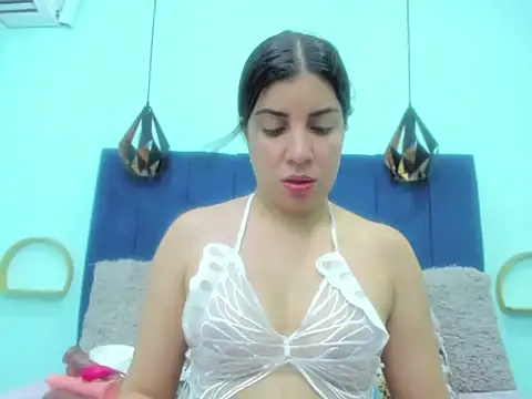 Snapshot of sweet_klem_19 chatting on November 14, 2025, 10:46 pm sweet klem 19 online show from November 14, 2025, 10:46 pm