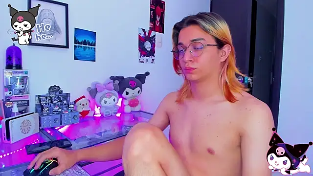 KeitaMoon online show from December 4, 2025, 2:05 pm