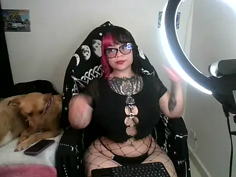 Driana ate online show from October 9, 2025, 3:51 am