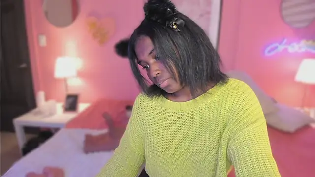 Annia DH online show from October 23, 2025, 7:45 pm