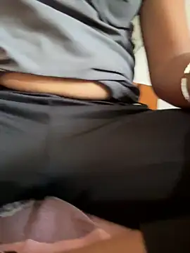 Snapshot of shrasti_sexy chatting on May 21, 2026, 7:06 am shrasti sexy online show from May 21, 2026, 7:06 am