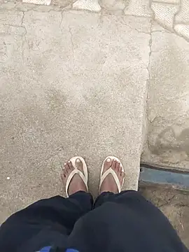 Snapshot of INTERNATIONAL0001 chatting on December 15, 2025, 3:23 am INTERNATIONAL0001 online show from December 15, 2025, 3:23 am