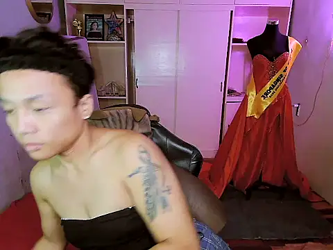 Snapshot of YourNikkieXxx chatting on October 26, 2025, 6:36 am YourNikkieXxx online show from October 26, 2025, 6:36 am