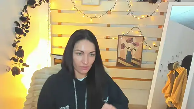 Aurora Loveu online show from February 5, 2026, 8:48 pm