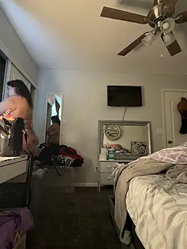 xHelloKitty online show from February 2, 2026, 9:36 pm