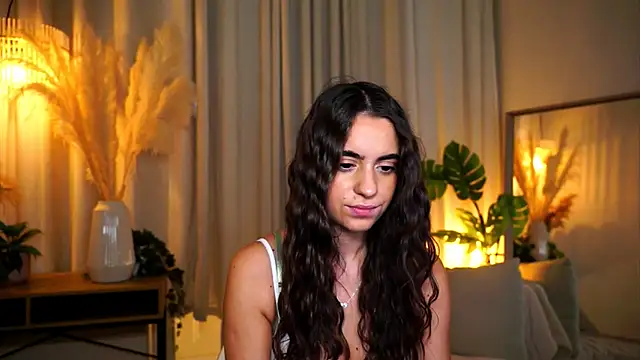 Snapshot of miilky_wayy chatting on September 24, 2025, 4:13 pm miilky wayy online show from September 24, 2025, 4:13 pm