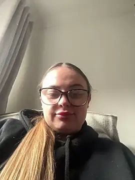 SexySashaxox online show from February 8, 2026, 10:13 am