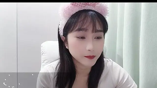 Honeysexy-1 online show from October 20, 2025, 12:49 pm