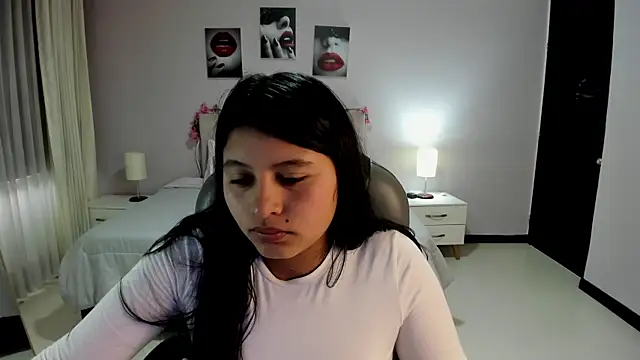 Snapshot of Miss_Cataleya__ chatting on May 9, 2026, 12:19 pm Miss Cataleya online show from May 9, 2026, 12:19 pm