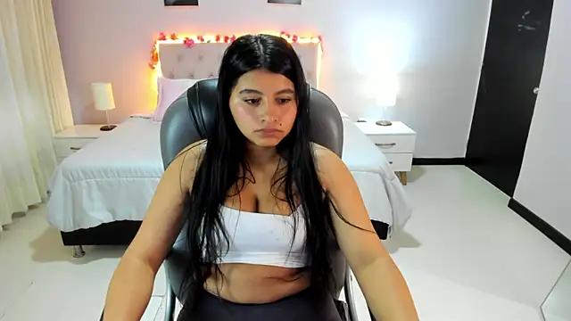 Snapshot of Miss_Cataleya__ chatting on April 27, 2026, 11:41 am Miss Cataleya online show from April 27, 2026, 11:41 am