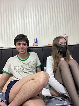 lovburger online show from June 16, 2026, 5:46 pm