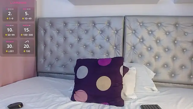 Snapshot of angiellam chatting on September 12, 2025, 8:19 pm angiellam online show from September 12, 2025, 8:19 pm