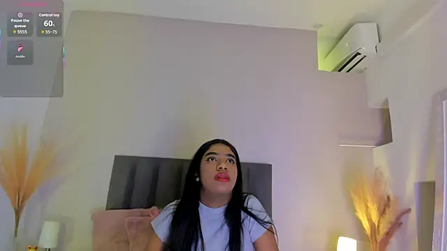 KendraChavez  online show from November 27, 2025, 9:59 pm