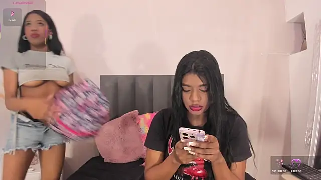 KendraChavez  online show from December 21, 2025, 10:21 pm