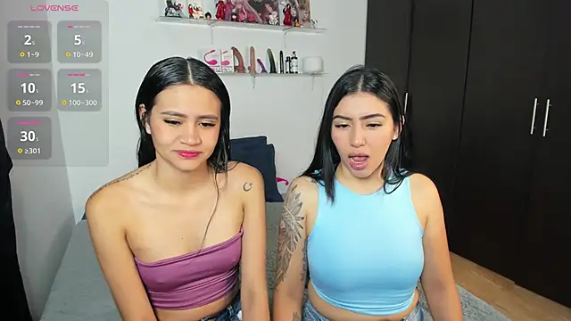 Snapshot of marianaandvalen chatting on November 1, 2025, 11:37 am marianaandvalen online show from November 1, 2025, 11:37 am