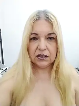 MarielaFerrer online show from December 14, 2025, 4:56 pm