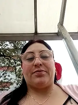 Snapshot of megan_fox5 chatting on November 3, 2025, 3:26 pm megan fox5 online show from November 3, 2025, 3:26 pm