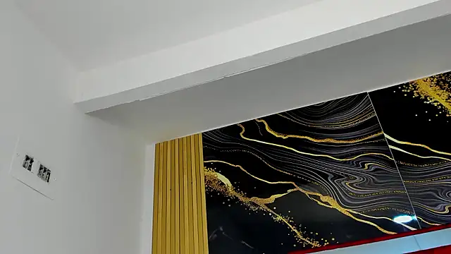 Snapshot of VioletRose_as chatting on January 15, 2026, 8:01 pm VioletRose as online show from January 15, 2026, 8:01 pm