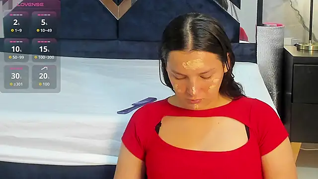 Snapshot of VioletRose_as chatting on October 5, 2025, 1:46 pm VioletRose as online show from October 5, 2025, 1:46 pm